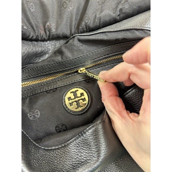 Tory Burch Marion Black Pebbled Leather 2-Way Whipstich Chain Strap Shoulder Bag - Picture 7 of 16